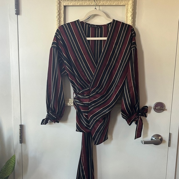 ZARA | Silky Satin Red Black Stripe Kimono Style Wrap - Picture 7 of 16